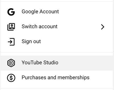 انتخاب گزینه یوتیوب استودیو در صفحه اصلی یوتیوب