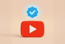 یوتیوب وریفیکیشن چیست؟ + مزایا و نحوه انجام لوگوی یوتیوب در مرکز و یک تیک آبی وریفای در بالای آن - یوتیوب وریفیکیشن چیست